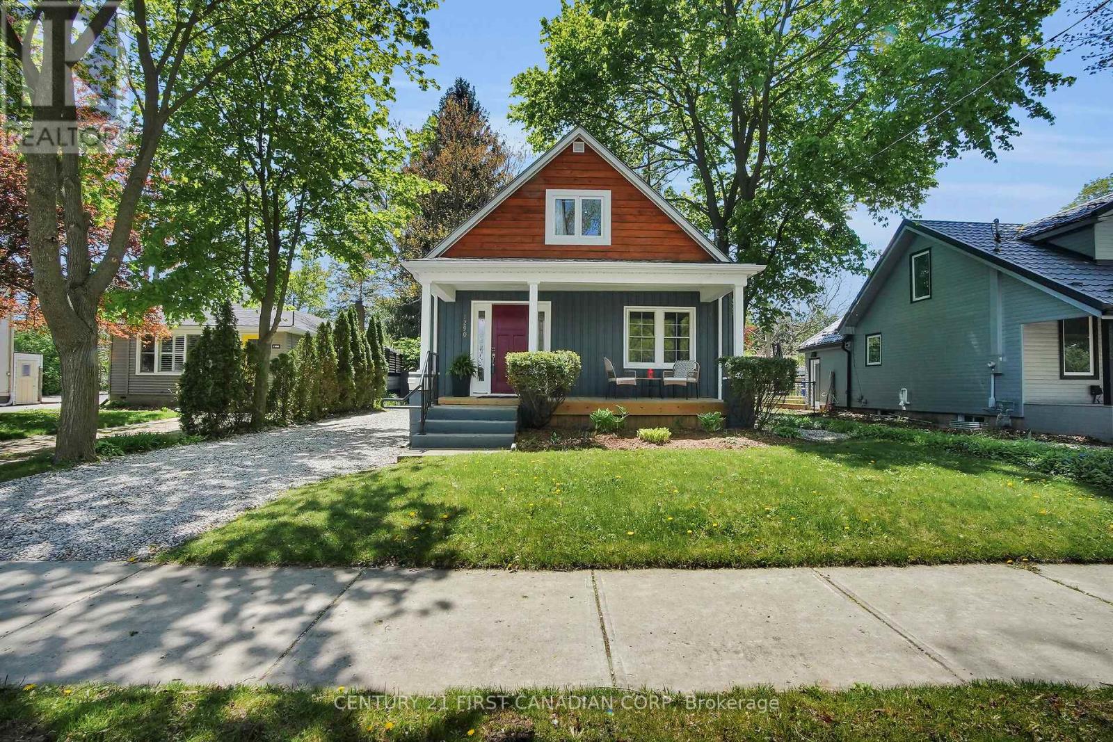 1290 Springbank Avenue, London South, Ontario  N6K 1Z8 - Photo 2 - X12142182