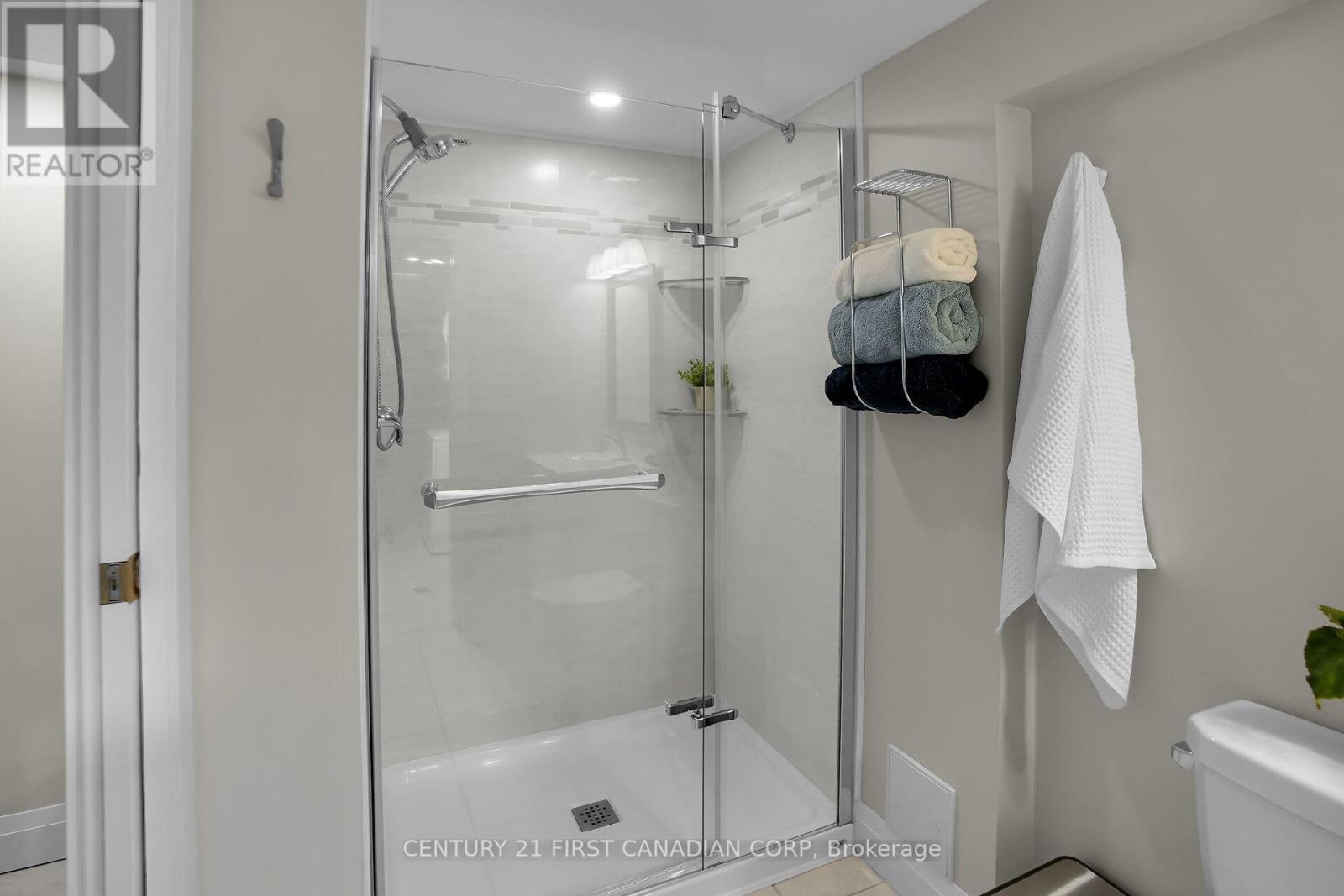 1290 Springbank Avenue, London South, Ontario  N6K 1Z8 - Photo 38 - X12142182