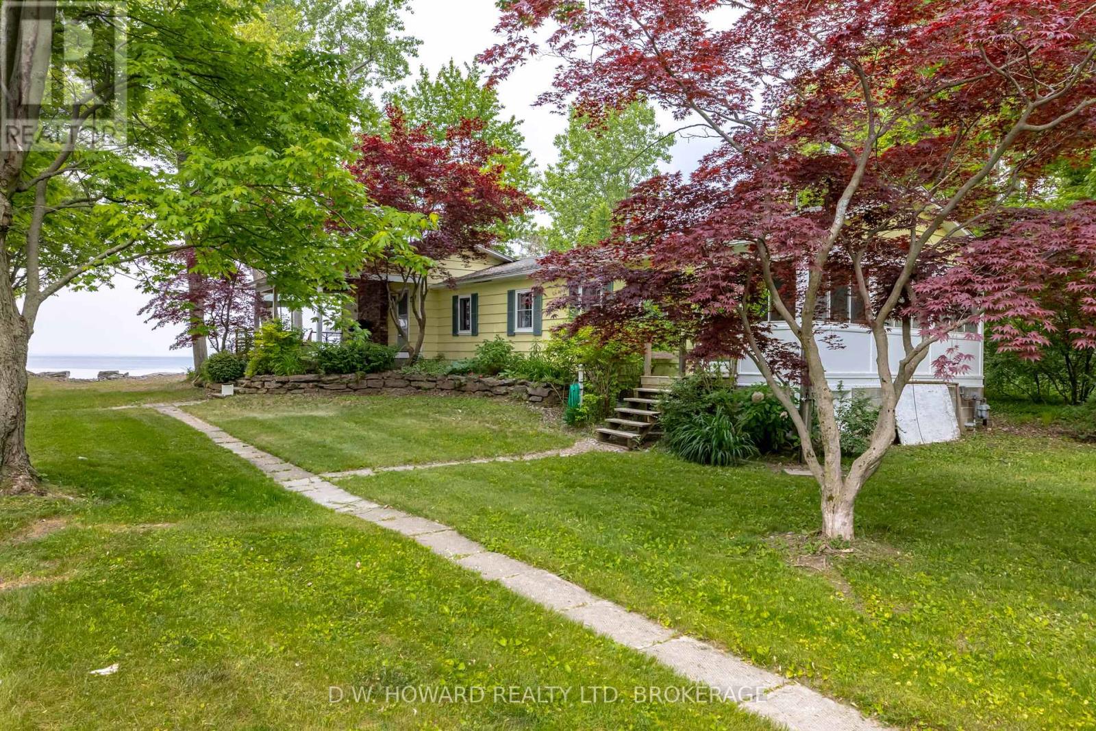 Property at 1995 MACDONALD DRIVE image 3