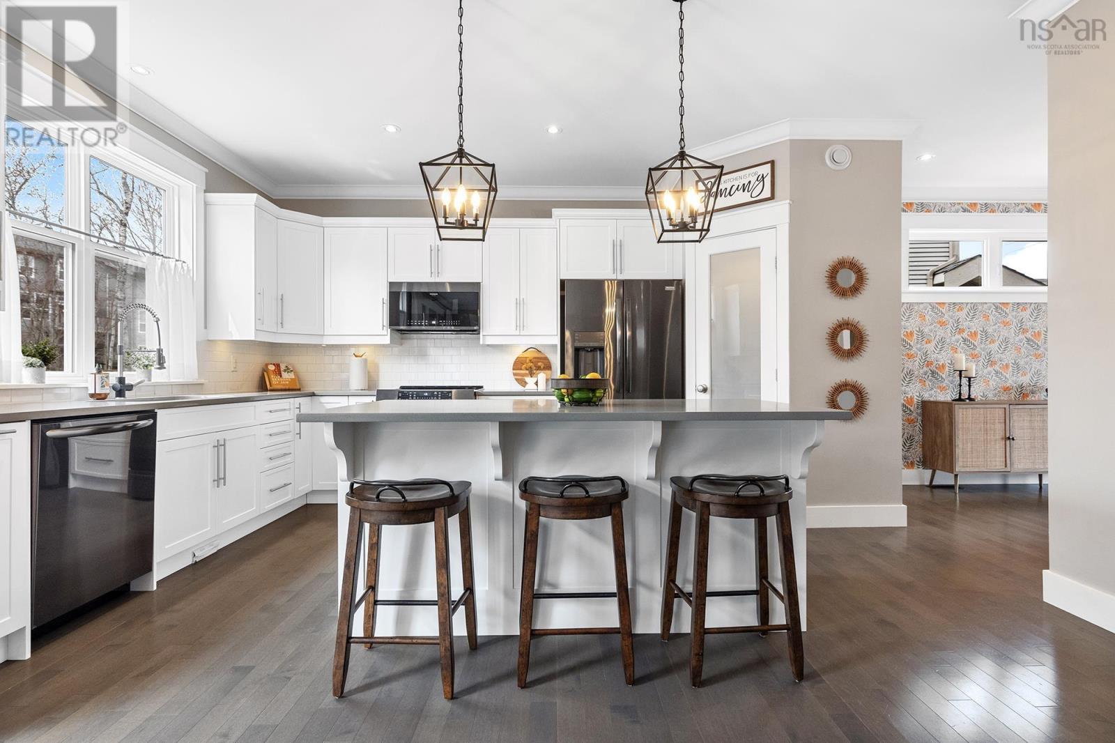 Property at 53 Hollyhock Way image 3
