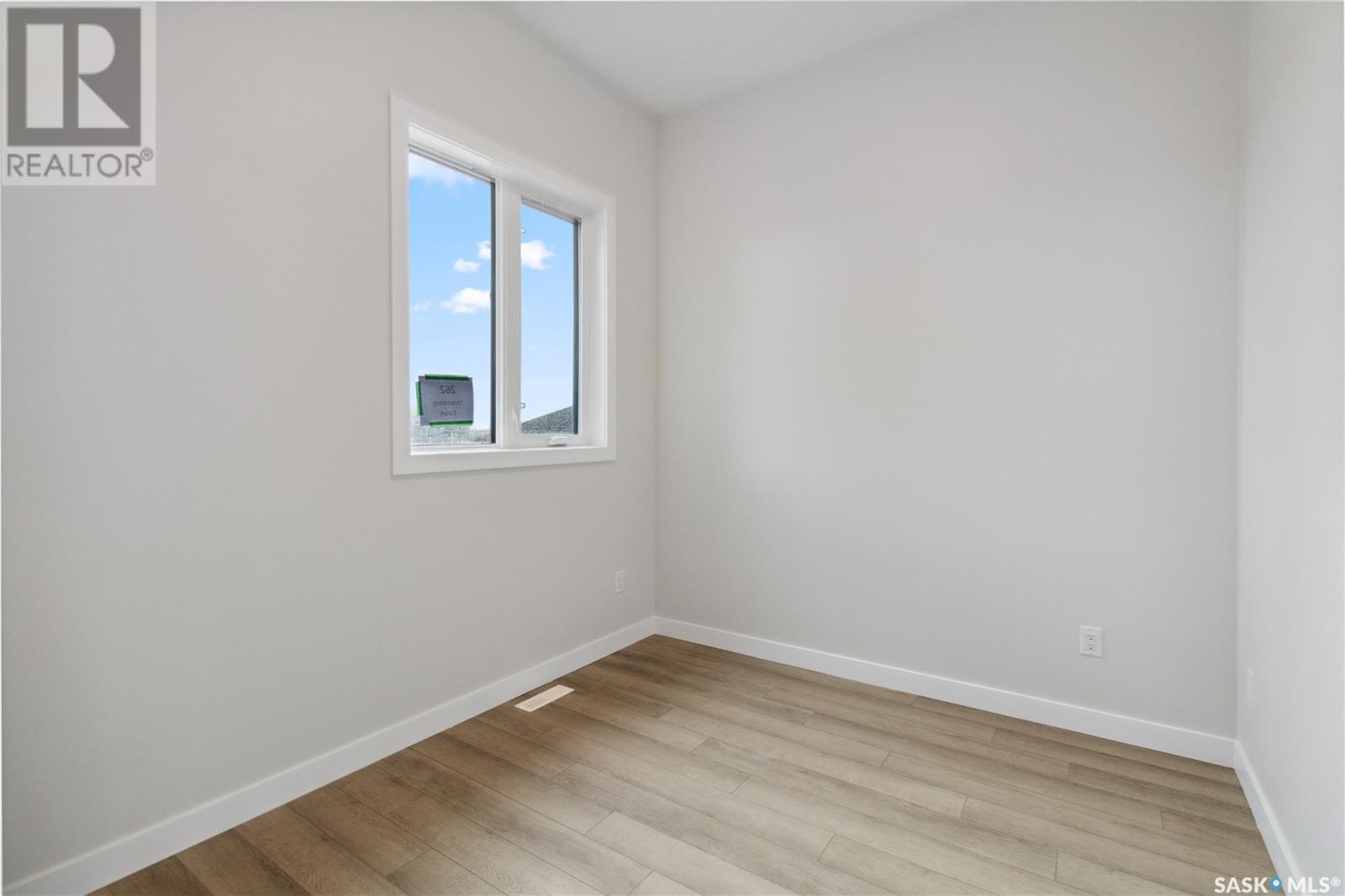 274 Stromberg Court, Saskatoon, Saskatchewan  S7L 6M9 - Photo 13 - SK005102