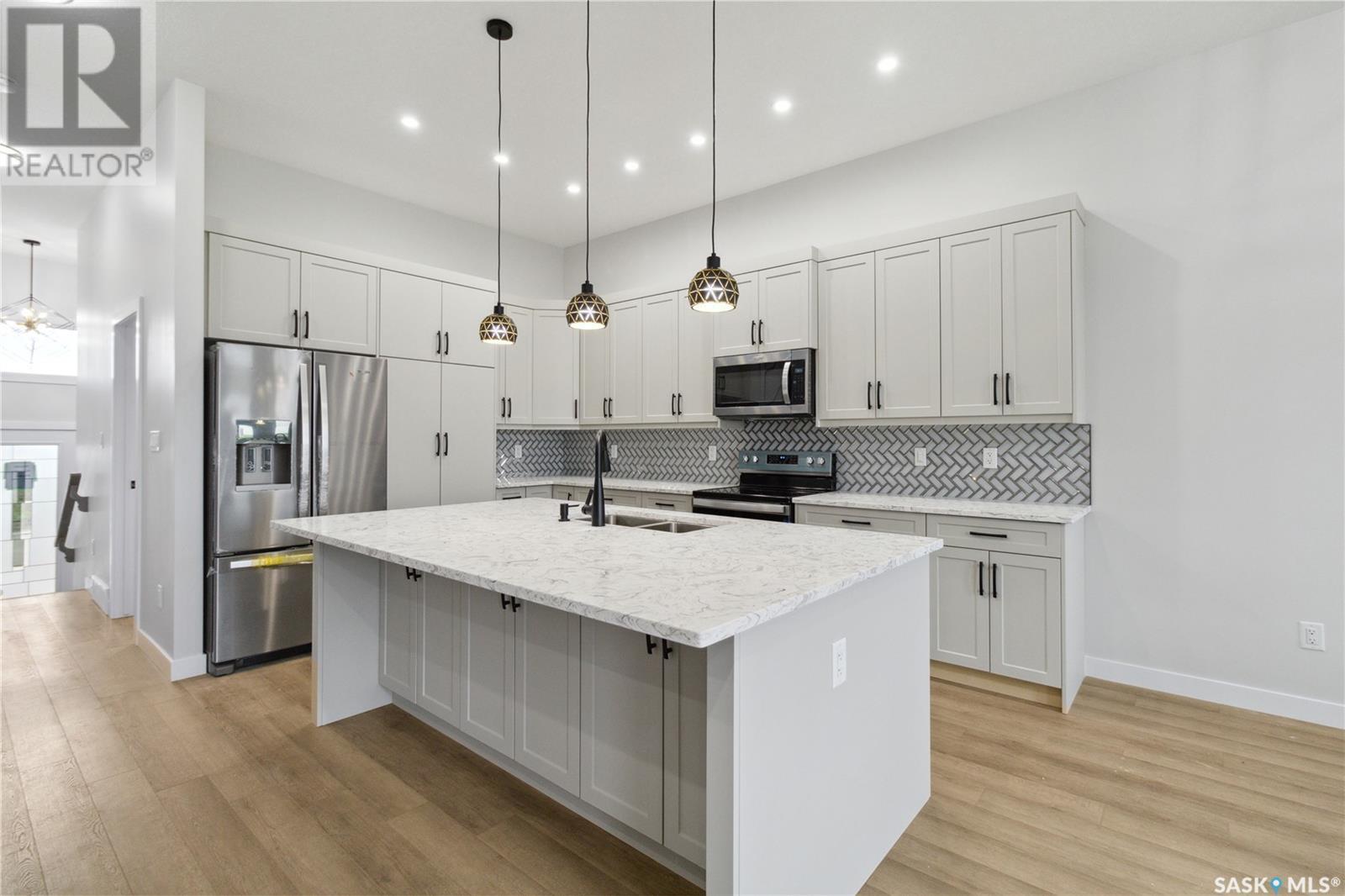 Property at 274 STROMBERG COURT image 3
