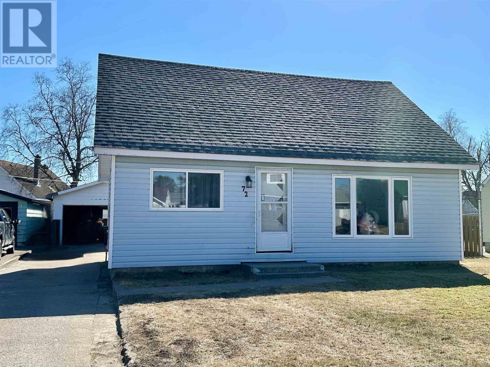 Property at 72 Hudson DR image 1