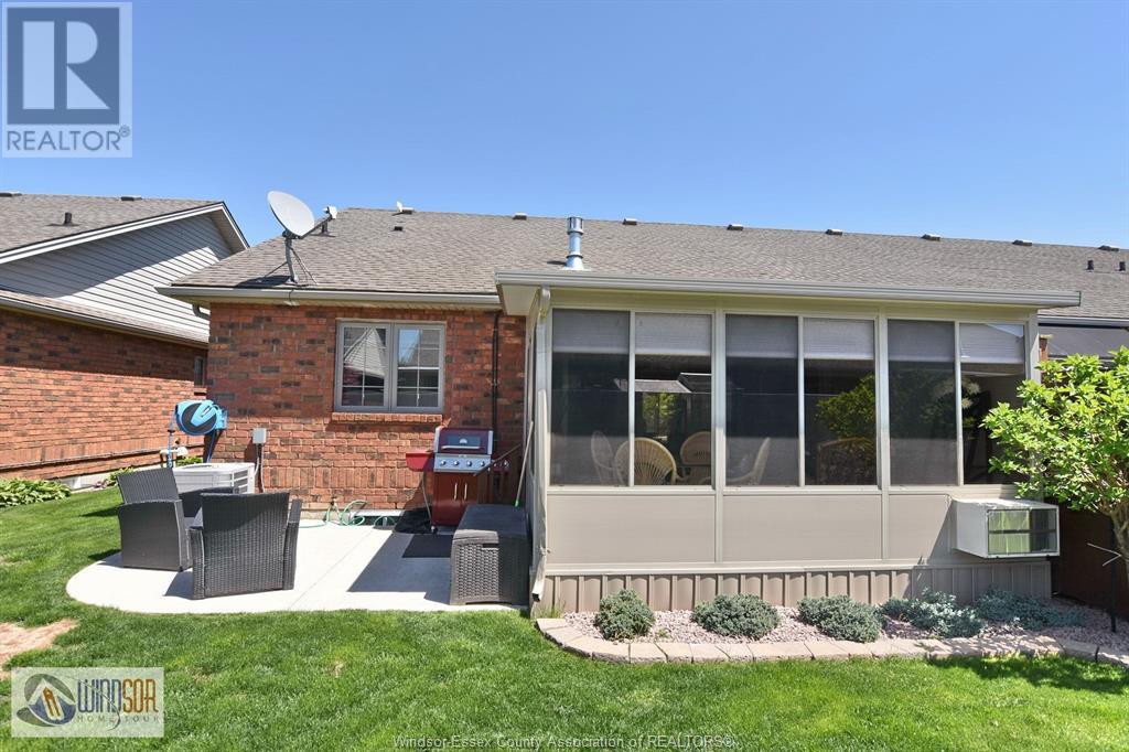 Property at 392 MILLSTONE LANE image 4
