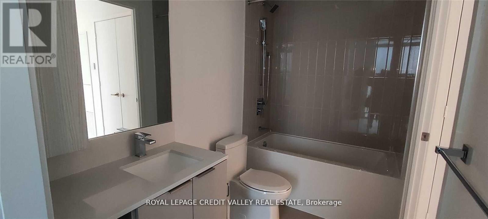 1206 - 3900 Confederation Parkway, Mississauga, Ontario  L5B 0M3 - Photo 19 - W12142014