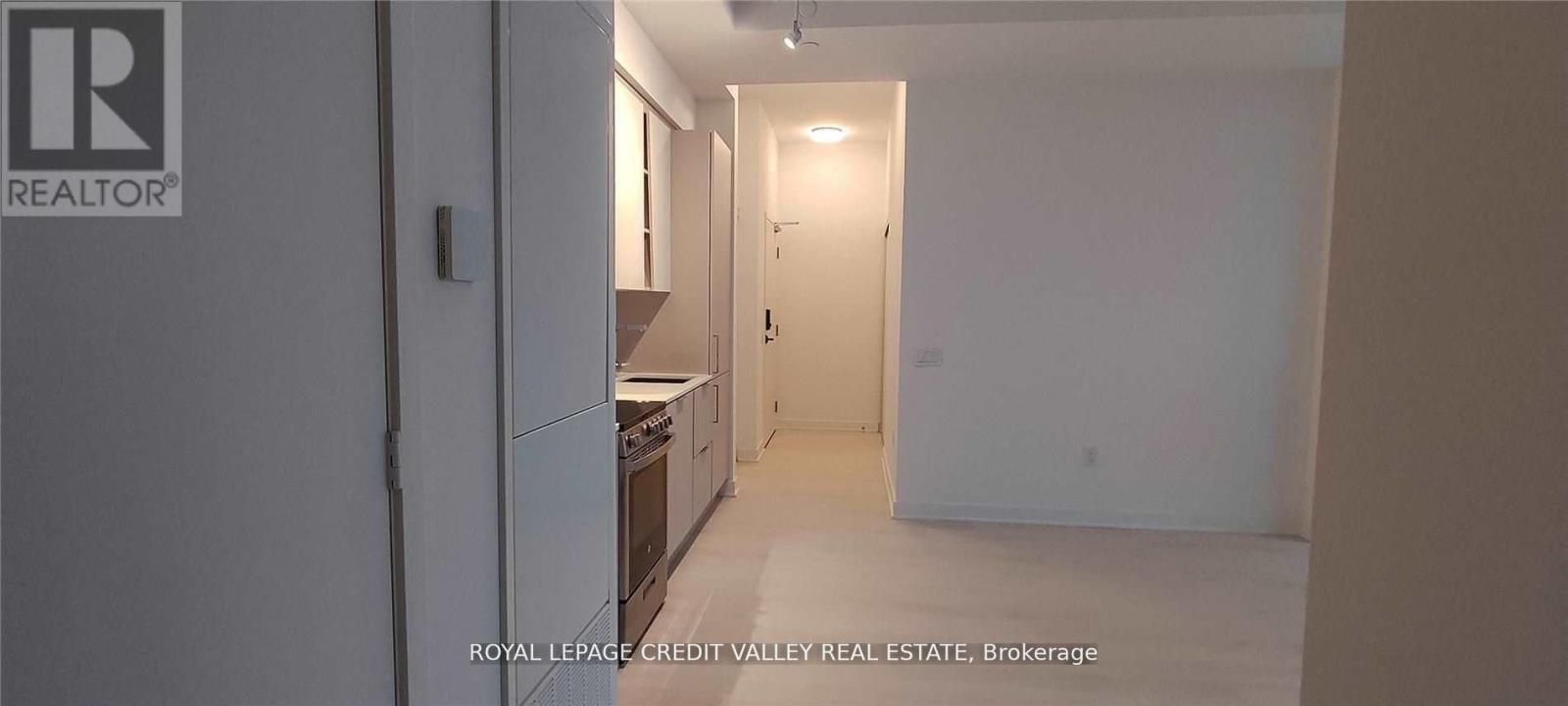 1206 - 3900 Confederation Parkway, Mississauga, Ontario  L5B 0M3 - Photo 23 - W12142014
