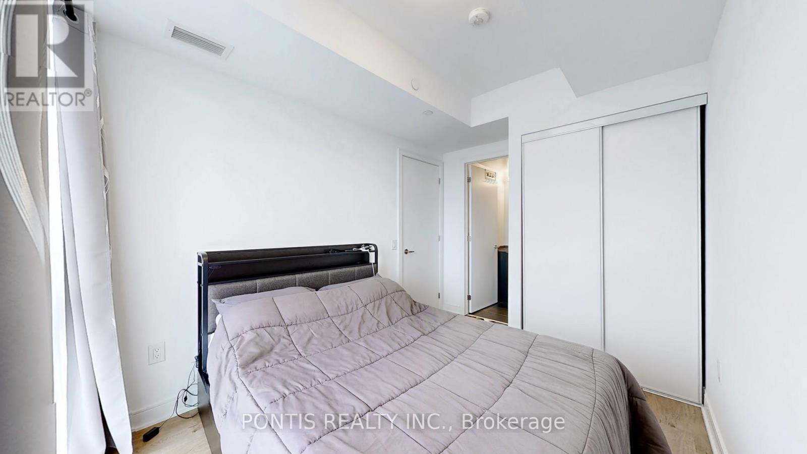 523 - 86 Dundas Street E, Mississauga, Ontario  L5A 0B1 - Photo 11 - W12142043