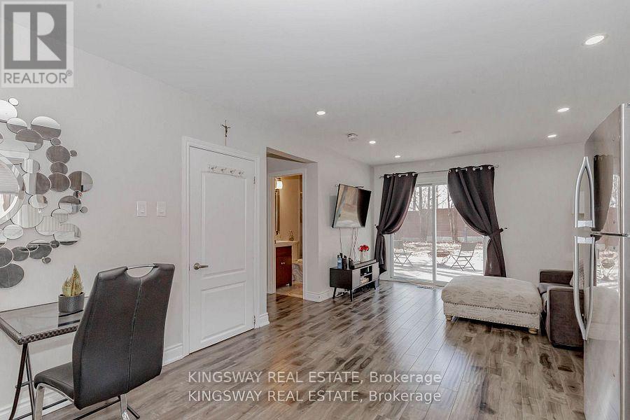 1395 Tyneburn Crescent, Mississauga, Ontario  L4X 1P6 - Photo 26 - W12142118