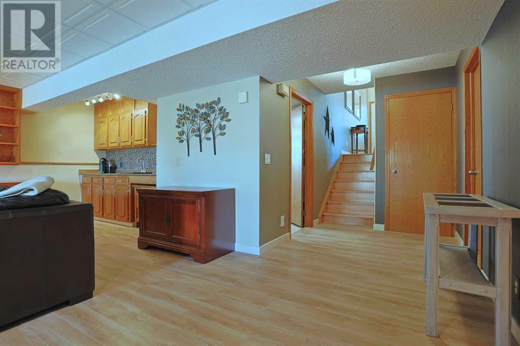 75 Scenic Glen Crescent Nw, Calgary, Alberta  T3L 1K3 - Photo 26 - A2213391