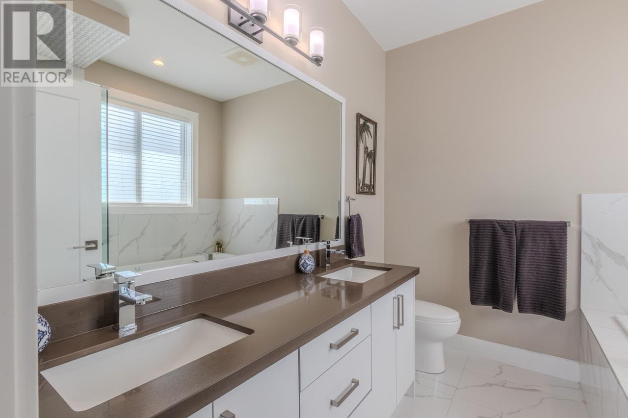 10556 Mcveety Street, Maple Ridge, British Columbia  V2W 0K3 - Photo 14 - R3001321