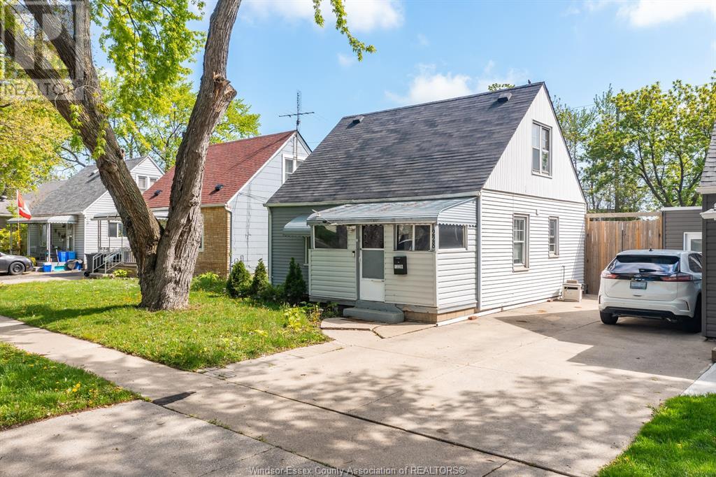 Property at 1228 OAK image 1
