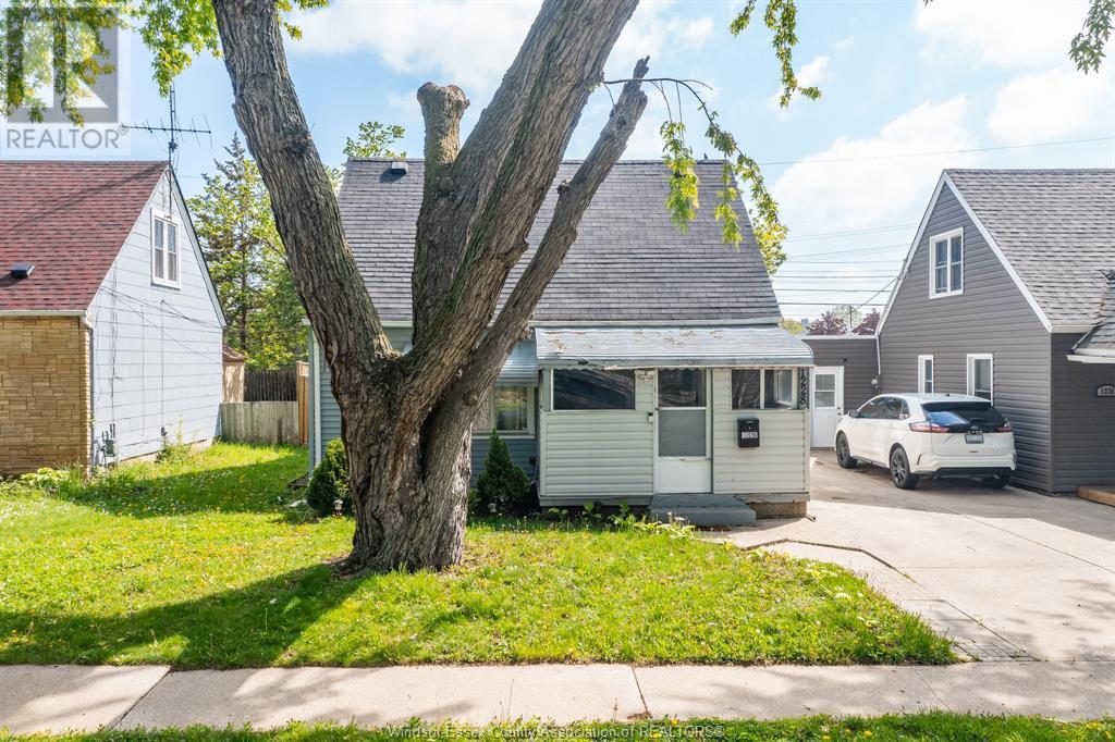 Property at 1228 OAK image 3