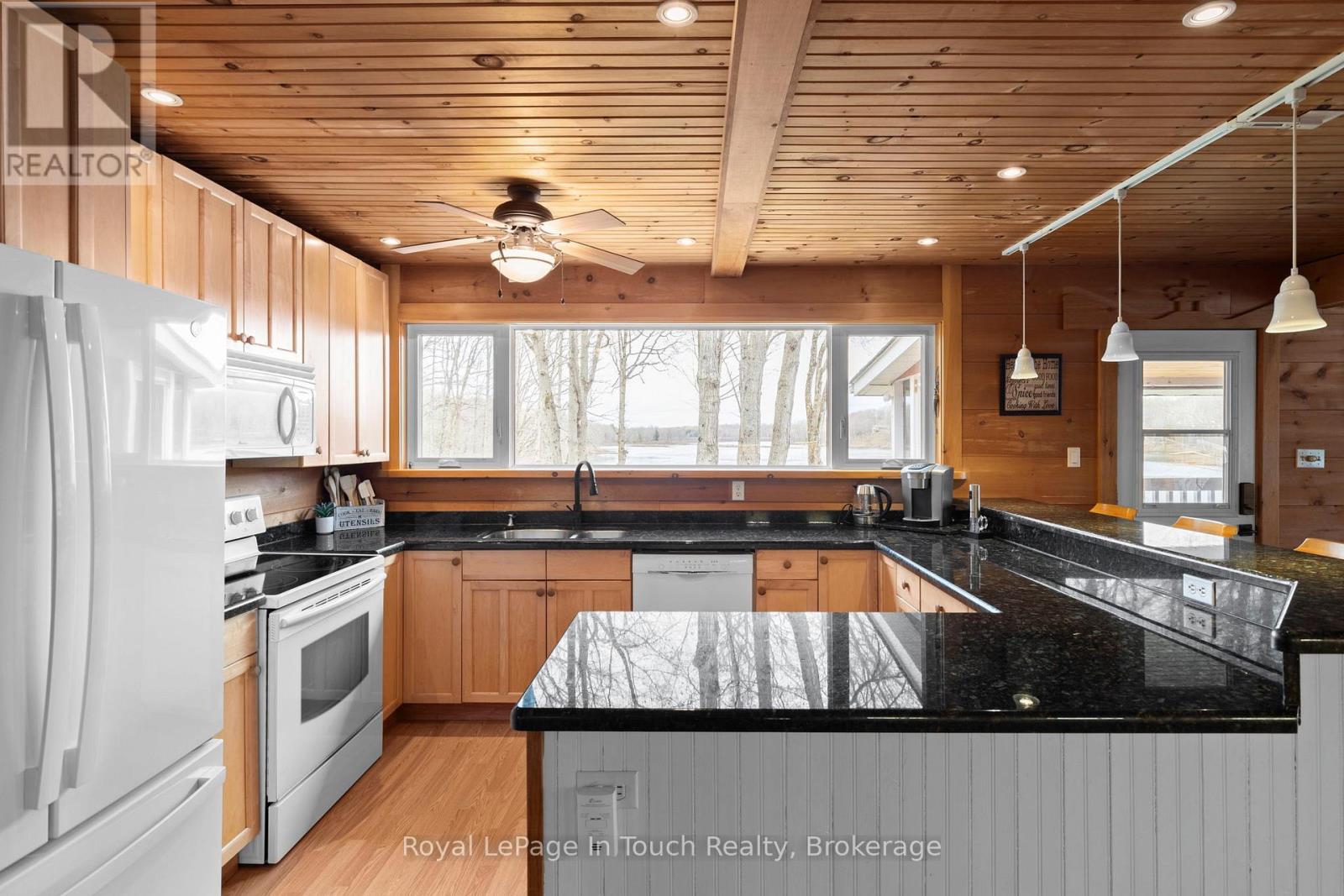 1472 Otter Point Road, Severn, Ontario  L0K 1E0 - Photo 16 - S12142221