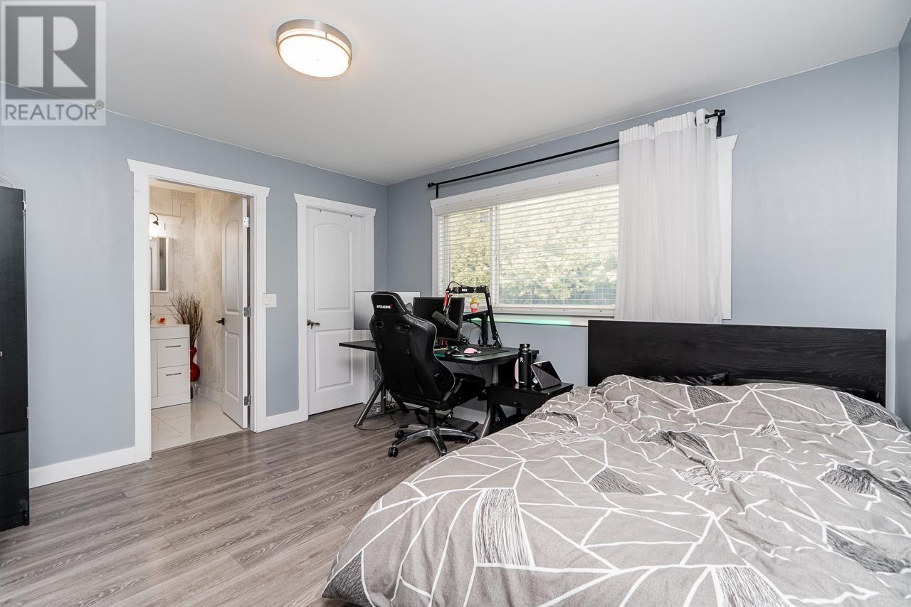1334 Lansdowne Drive, Coquitlam, British Columbia  V3E 1K6 - Photo 12 - R3001359