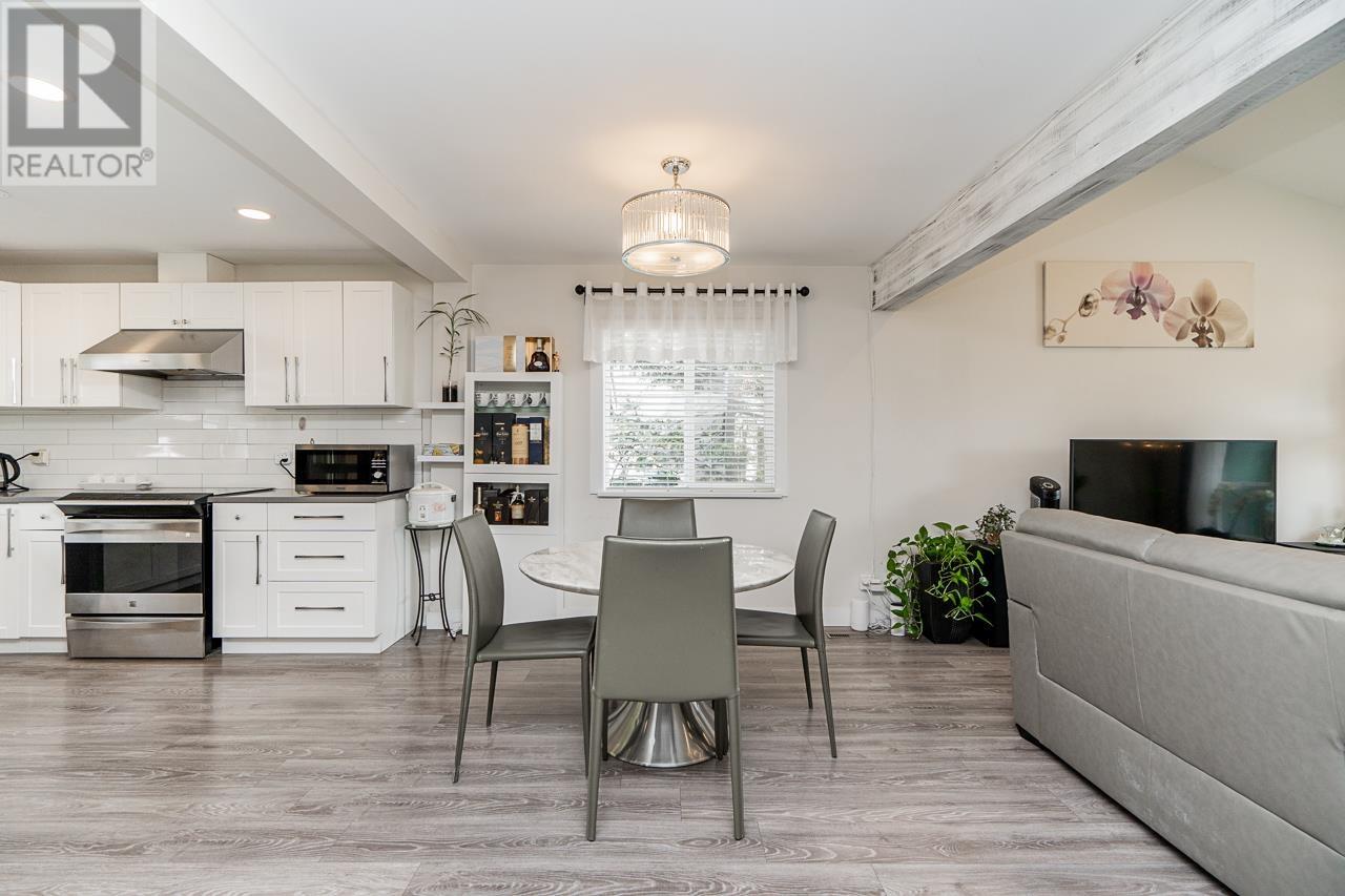 1334 Lansdowne Drive, Coquitlam, British Columbia  V3E 1K6 - Photo 3 - R3001359
