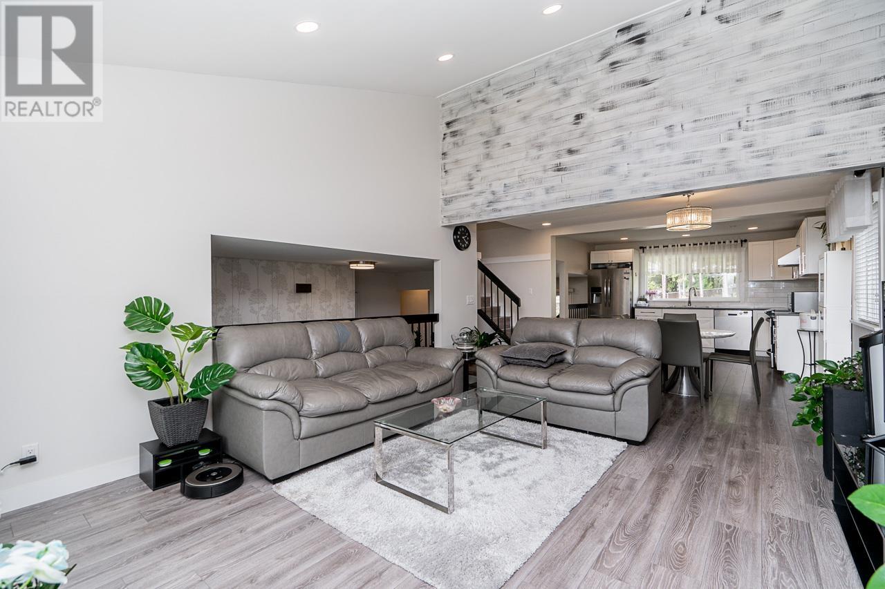 1334 Lansdowne Drive, Coquitlam, British Columbia  V3E 1K6 - Photo 5 - R3001359
