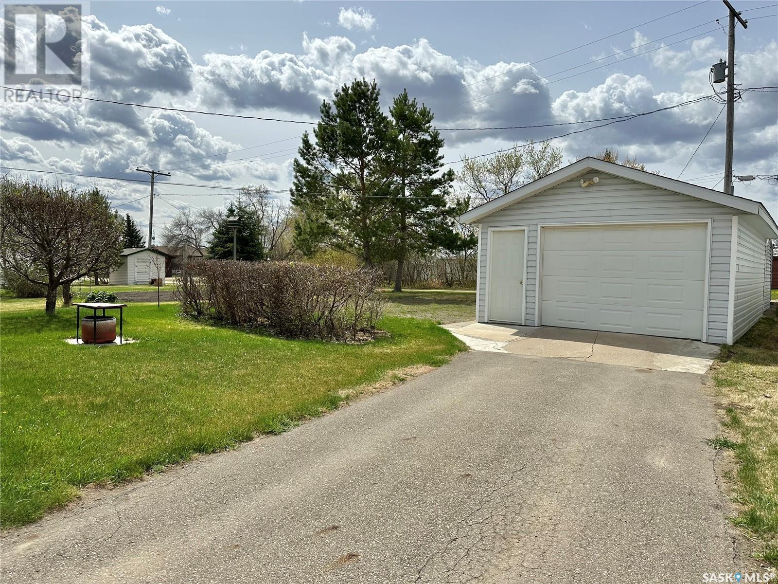 223 2nd Avenue E, Debden, Saskatchewan  S0J 0S0 - Photo 23 - SK999865