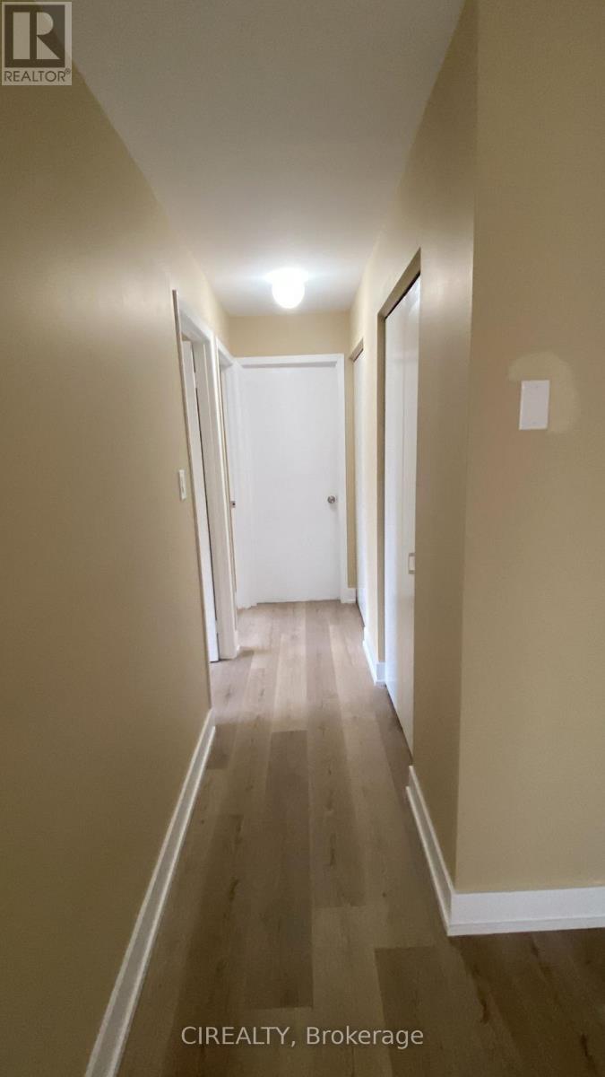 242 Avalon Place, Kitchener, Ontario  N2M 4N9 - Photo 10 - X12142074