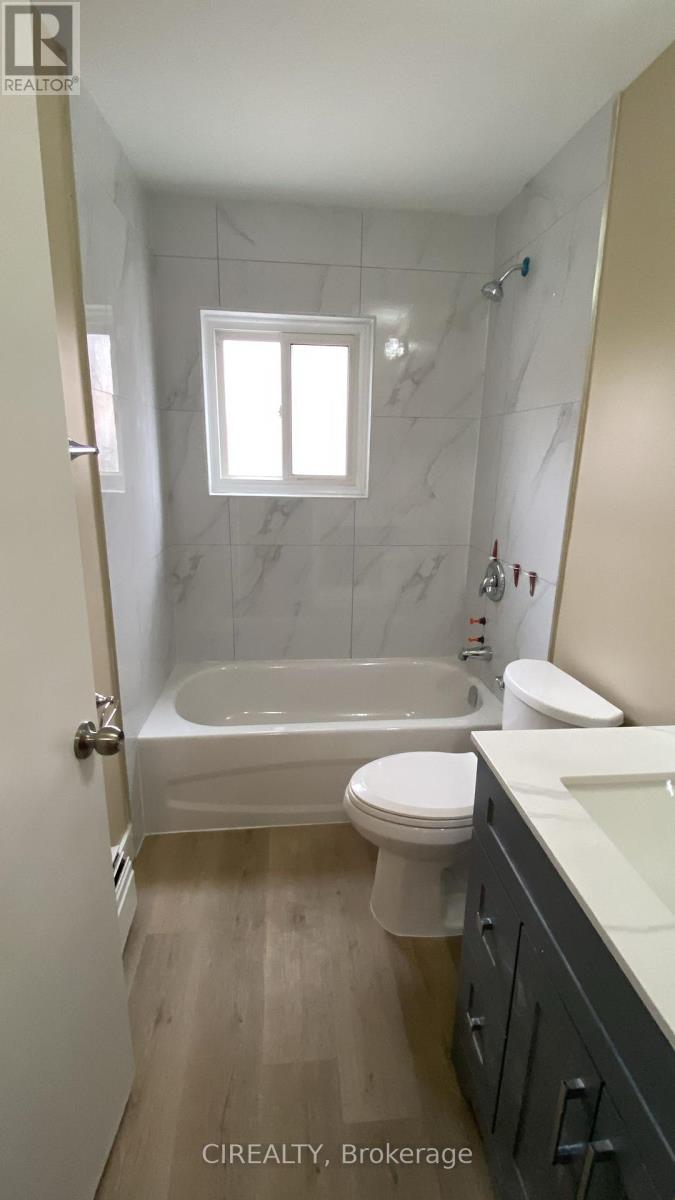 242 Avalon Place, Kitchener, Ontario  N2M 4N9 - Photo 16 - X12142074