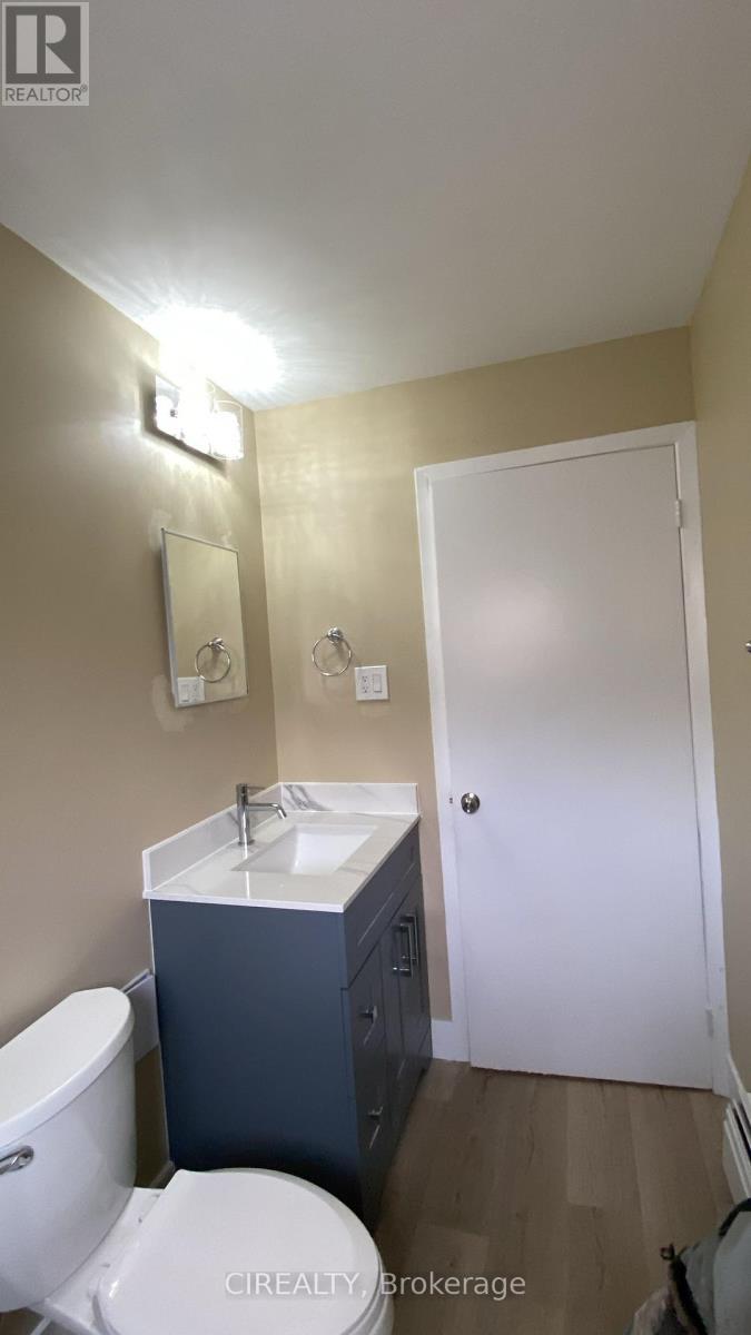 242 Avalon Place, Kitchener, Ontario  N2M 4N9 - Photo 17 - X12142074
