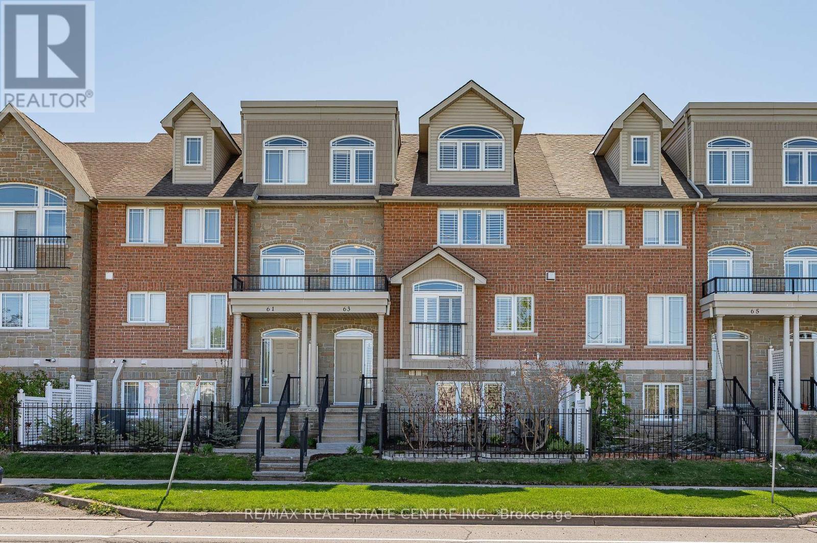 63 WELLINGTON SOUTH, Cambridge, Ontario