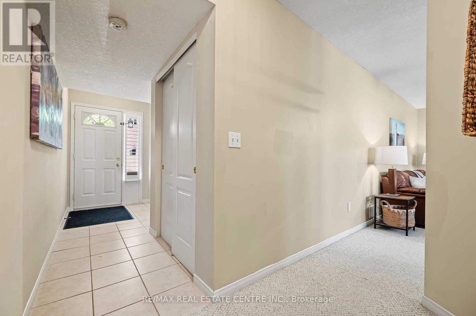 63 Wellington South, Cambridge, Ontario  N1R 8N4 - Photo 6 - X12142121