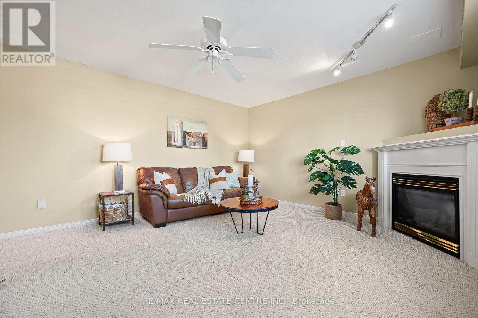 63 Wellington South, Cambridge, Ontario  N1R 8N4 - Photo 8 - X12142121