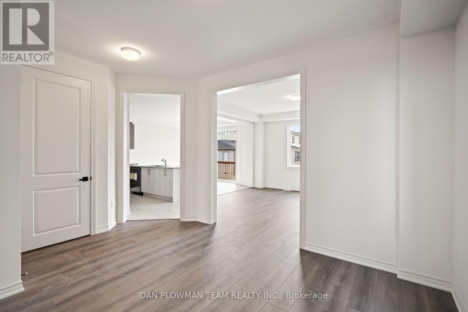 532 Hornbeck Street, Cobourg, Ontario  K9A 4A1 - Photo 8 - X12142148