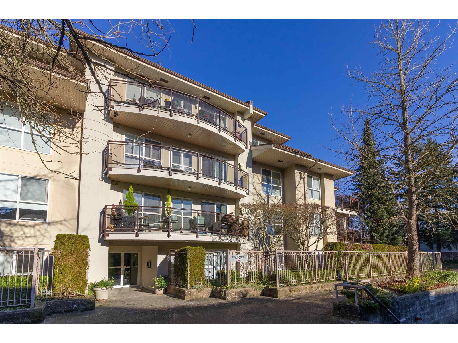 Property at 405 7505 138 STREET image 1