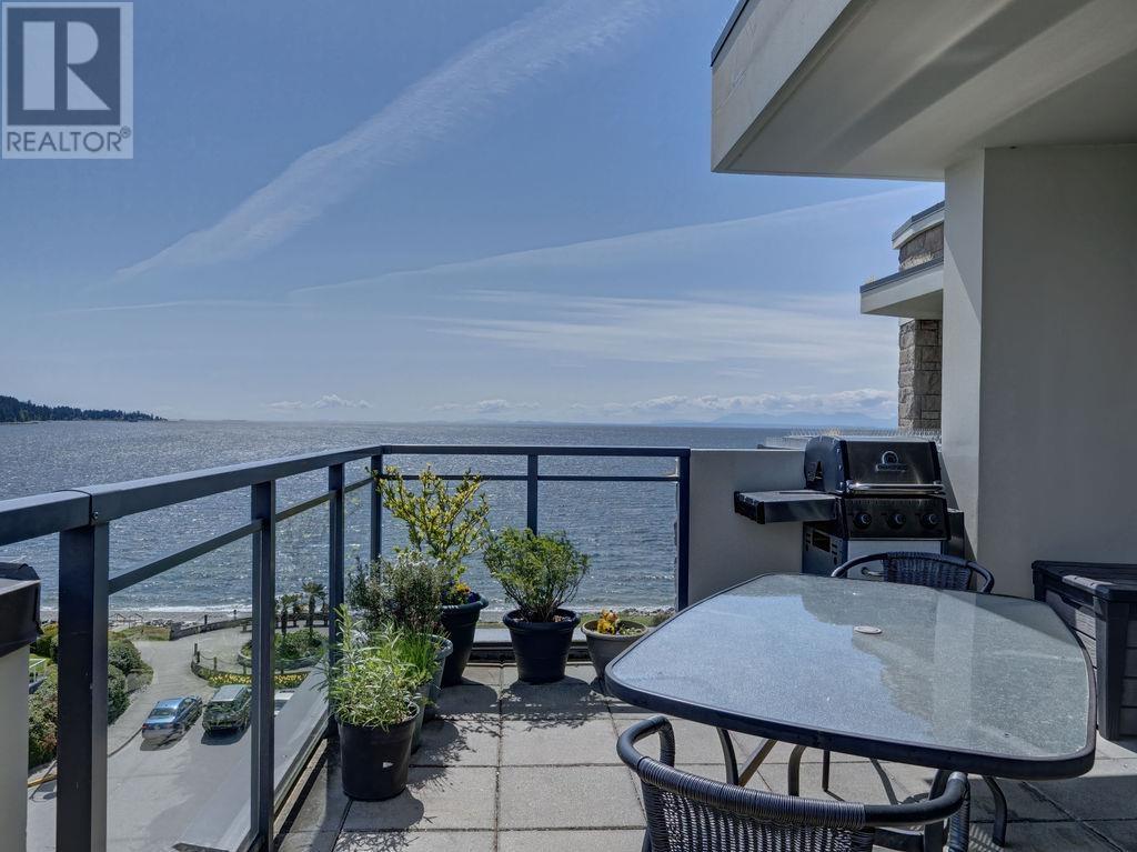 605 5665 TEREDO STREET, Sechelt, British Columbia