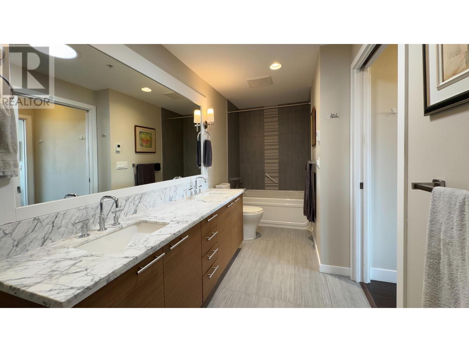 605 5665 Teredo Street, Sechelt, British Columbia  V7Z 0J2 - Photo 18 - R2986323