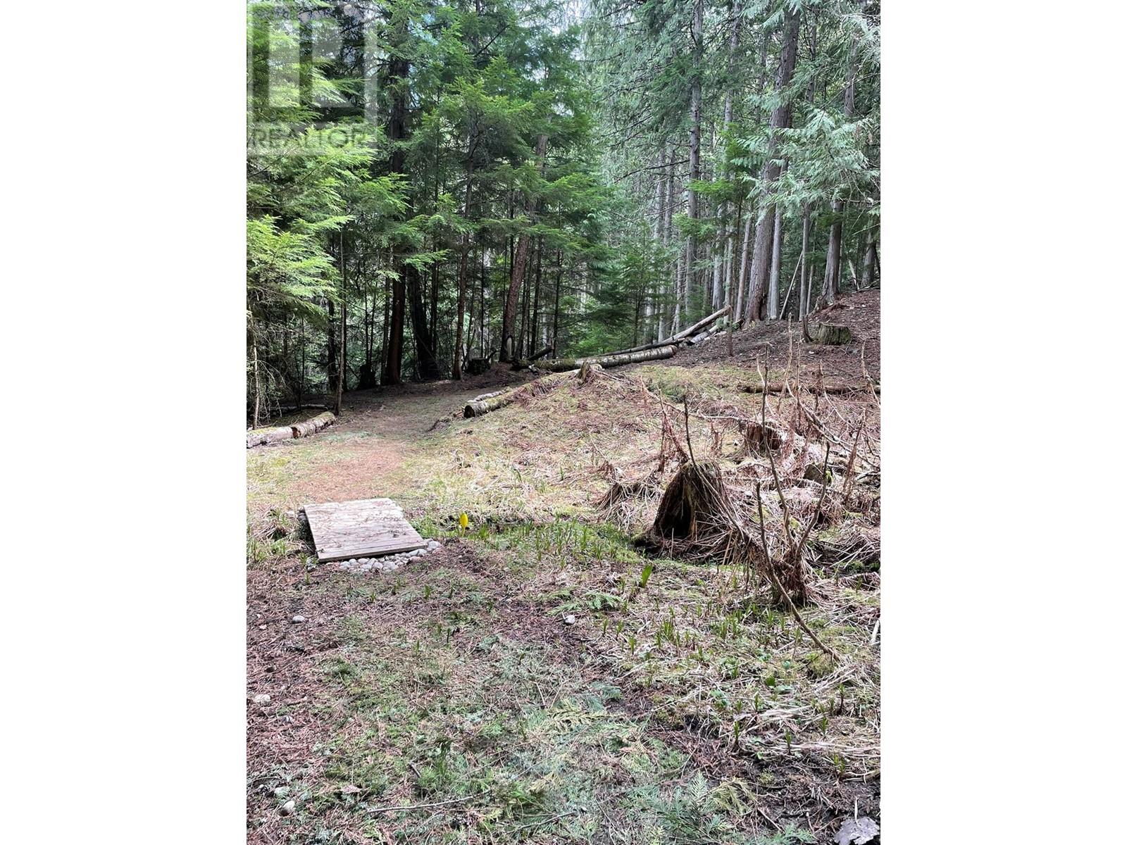 4144 Passmore Upper Road, Winlaw, British Columbia