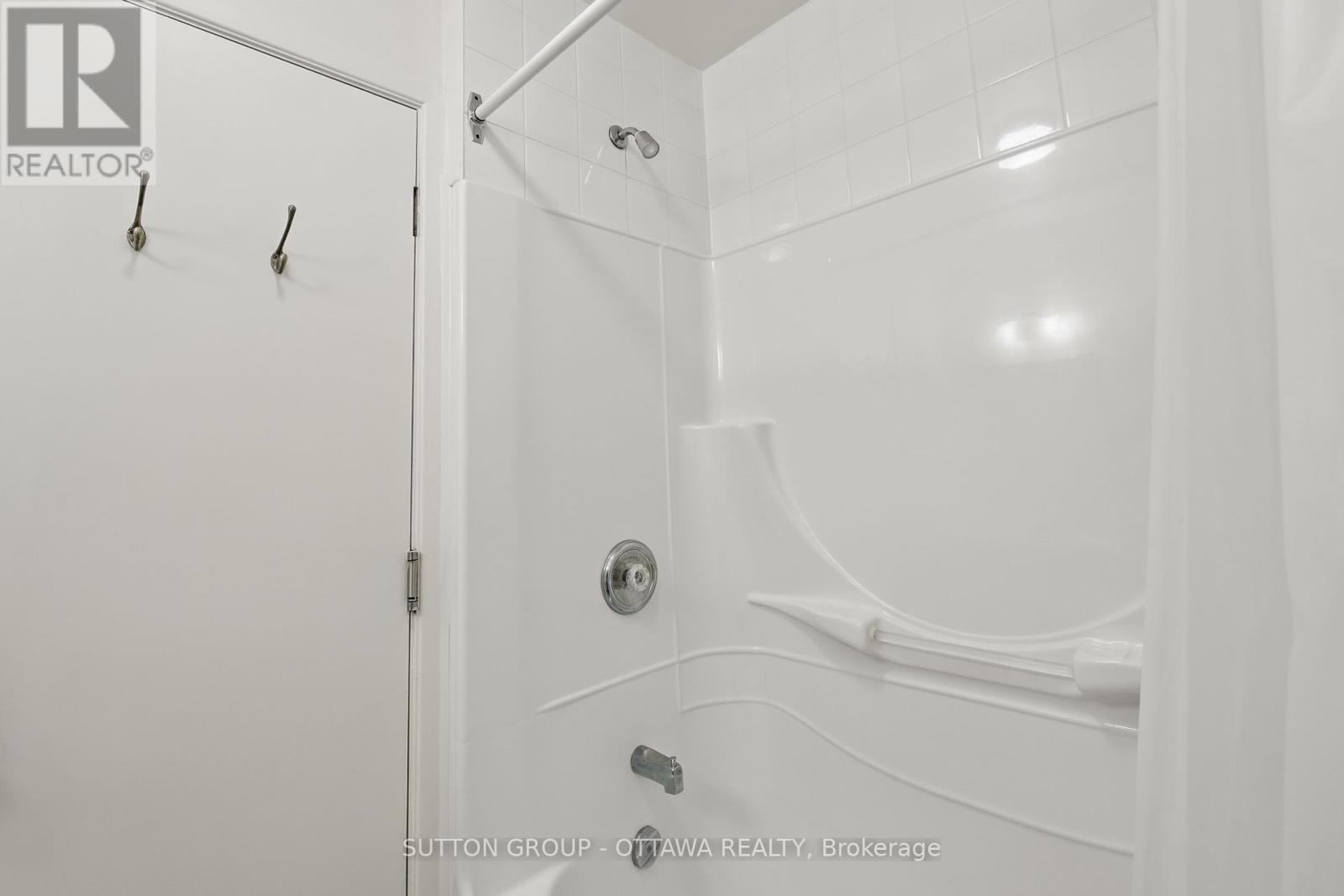 265 Parkdale Avenue, Ottawa, Ontario  K1Y 1G1 - Photo 12 - X12142163
