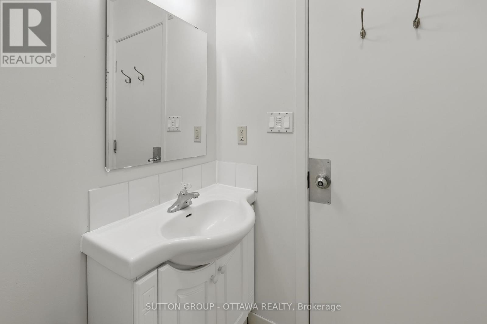 265 Parkdale Avenue, Ottawa, Ontario  K1Y 1G1 - Photo 14 - X12142163
