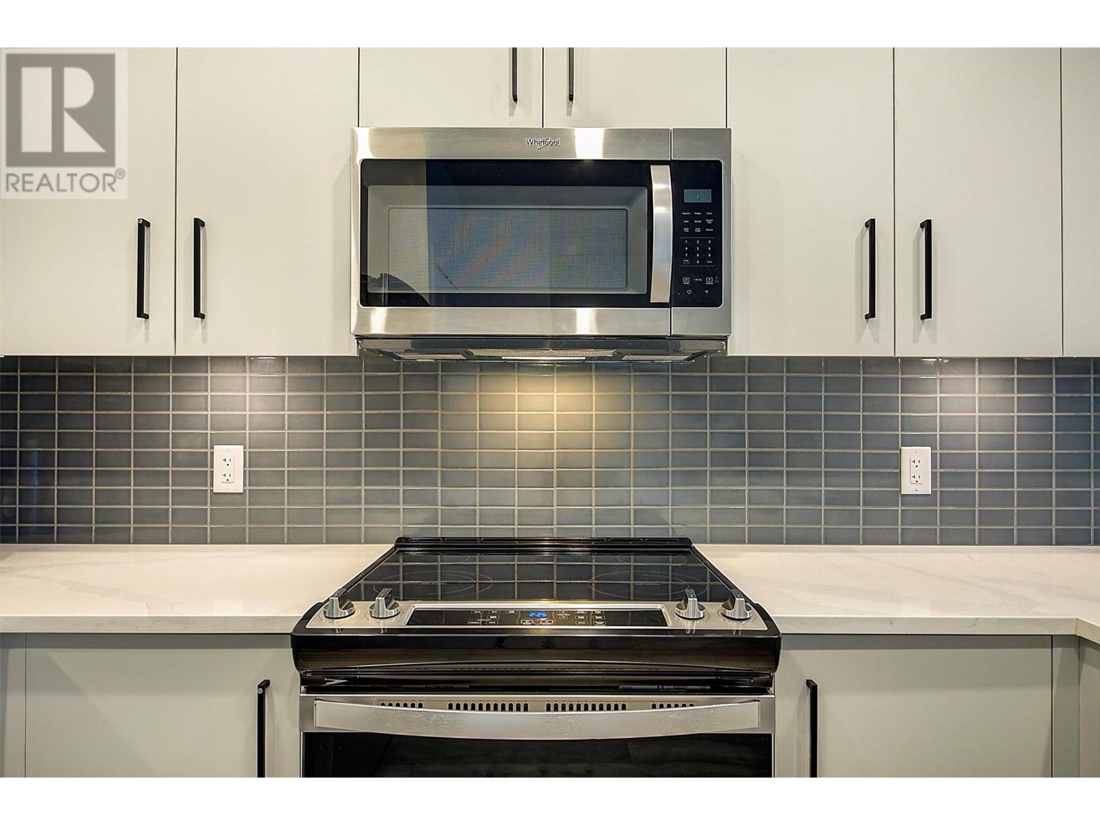 3434 Mckinley Beach Drive Unit# 301, Kelowna, British Columbia  V1V 0H3 - Photo 23 - 10347470