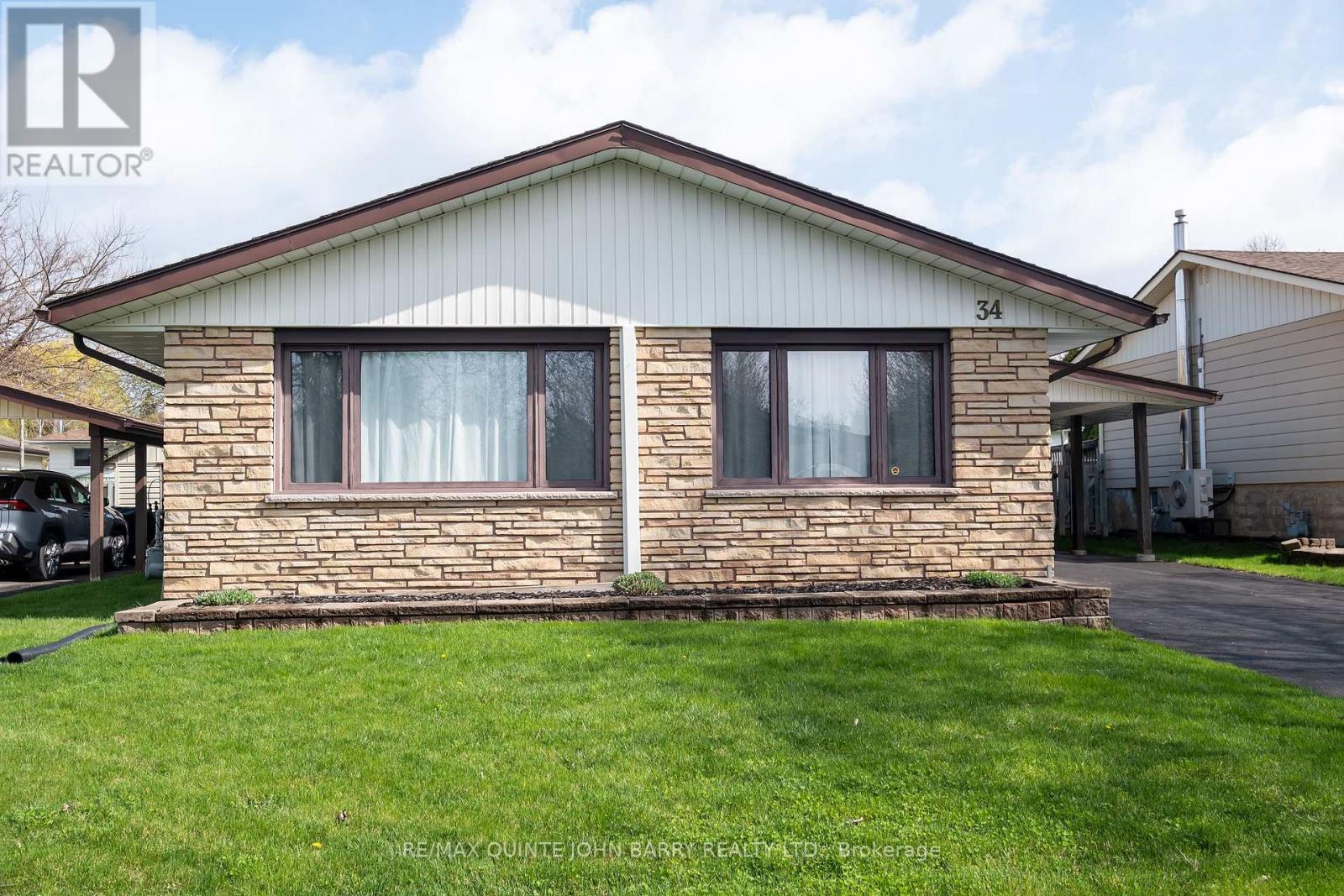 34 Somerset Street, Quinte West, Ontario  K8V 5T6 - Photo 2 - X12121390
