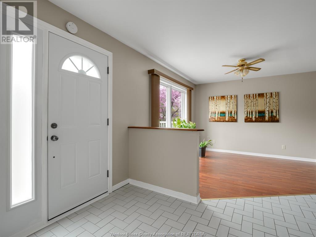 Property at 1038 MAJOR image 5
