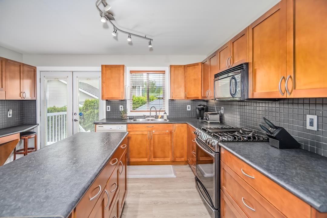 33275 Cherry Avenue, Mission, British Columbia  V2V 2V3 - Photo 10 - R3001306