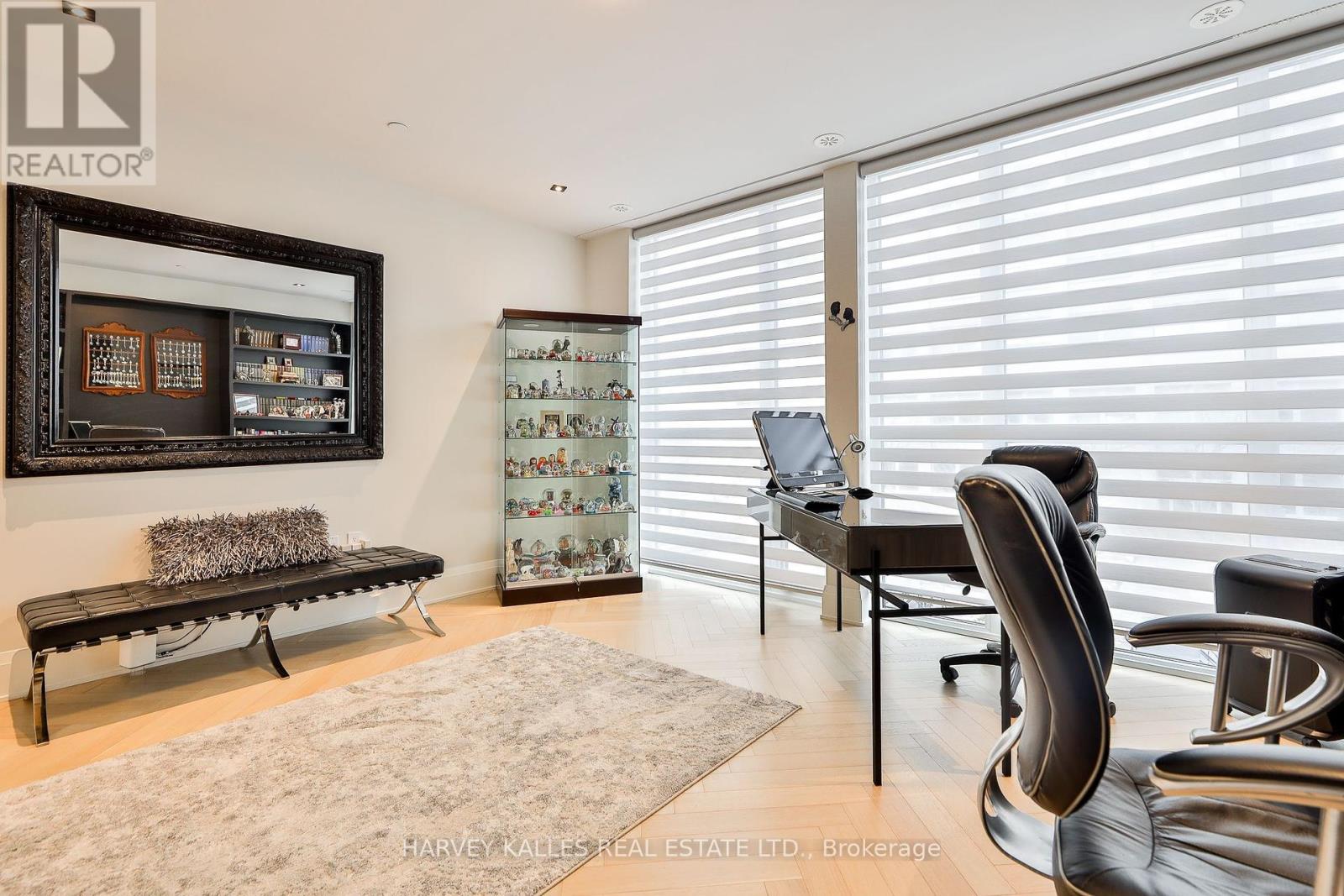 49 Foxbar Road, Toronto, Ontario  M4V 2G5 - Photo 28 - C12141400