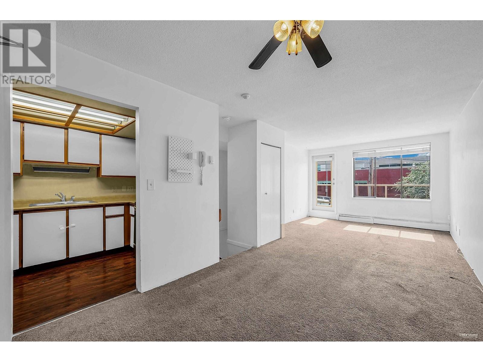 108 812 Milton Street, New Westminster, British Columbia  V3M 1N2 - Photo 3 - R3001375