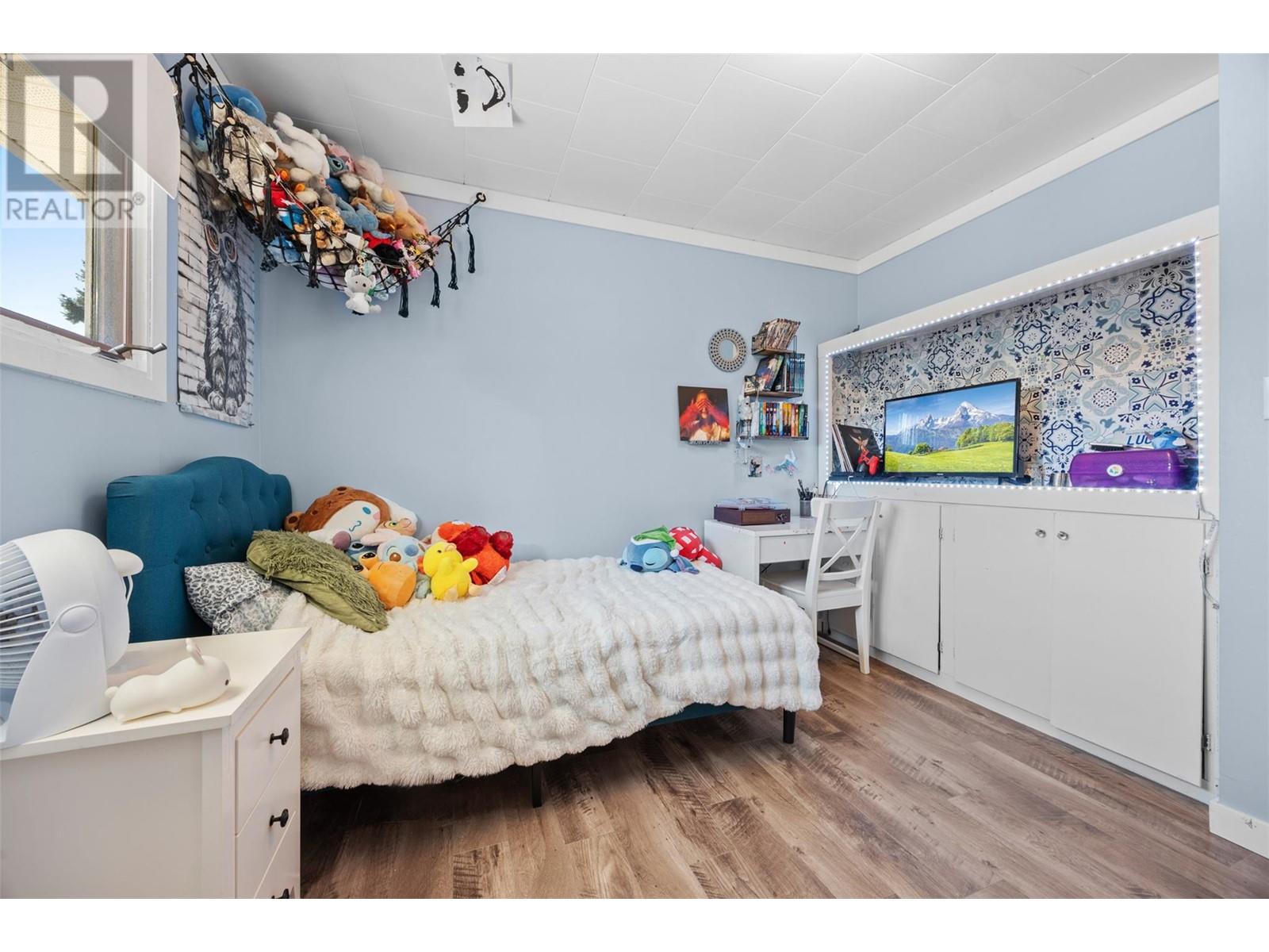 11109 Barclay Street, Summerland, British Columbia  V0H 1Z0 - Photo 14 - 10346768