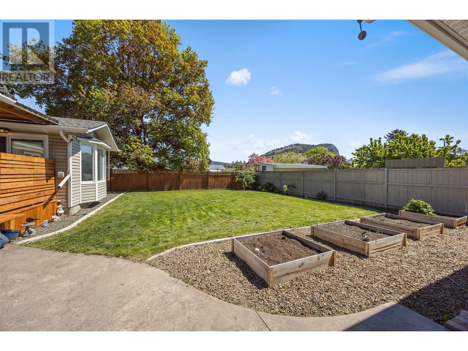 11109 Barclay Street, Summerland, British Columbia  V0H 1Z0 - Photo 24 - 10346768