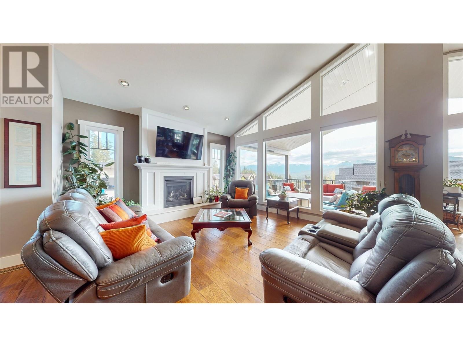 135 Whins Road, Cranbrook, British Columbia  V1C 0B4 - Photo 9 - 10346472