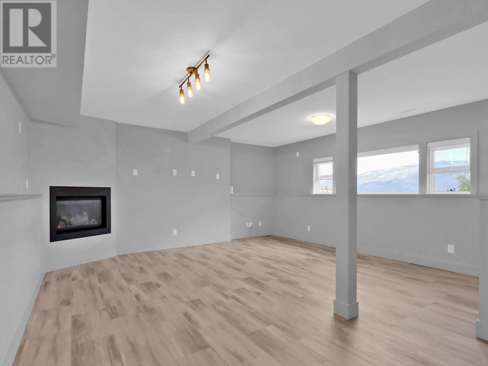 6090 Somerset Avenue, Peachland, British Columbia  V0H 1X4 - Photo 30 - 10338078