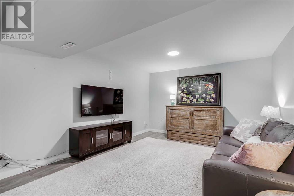 811 Avonlea Place Se, Calgary, Alberta  T2H 1W4 - Photo 19 - A2218492