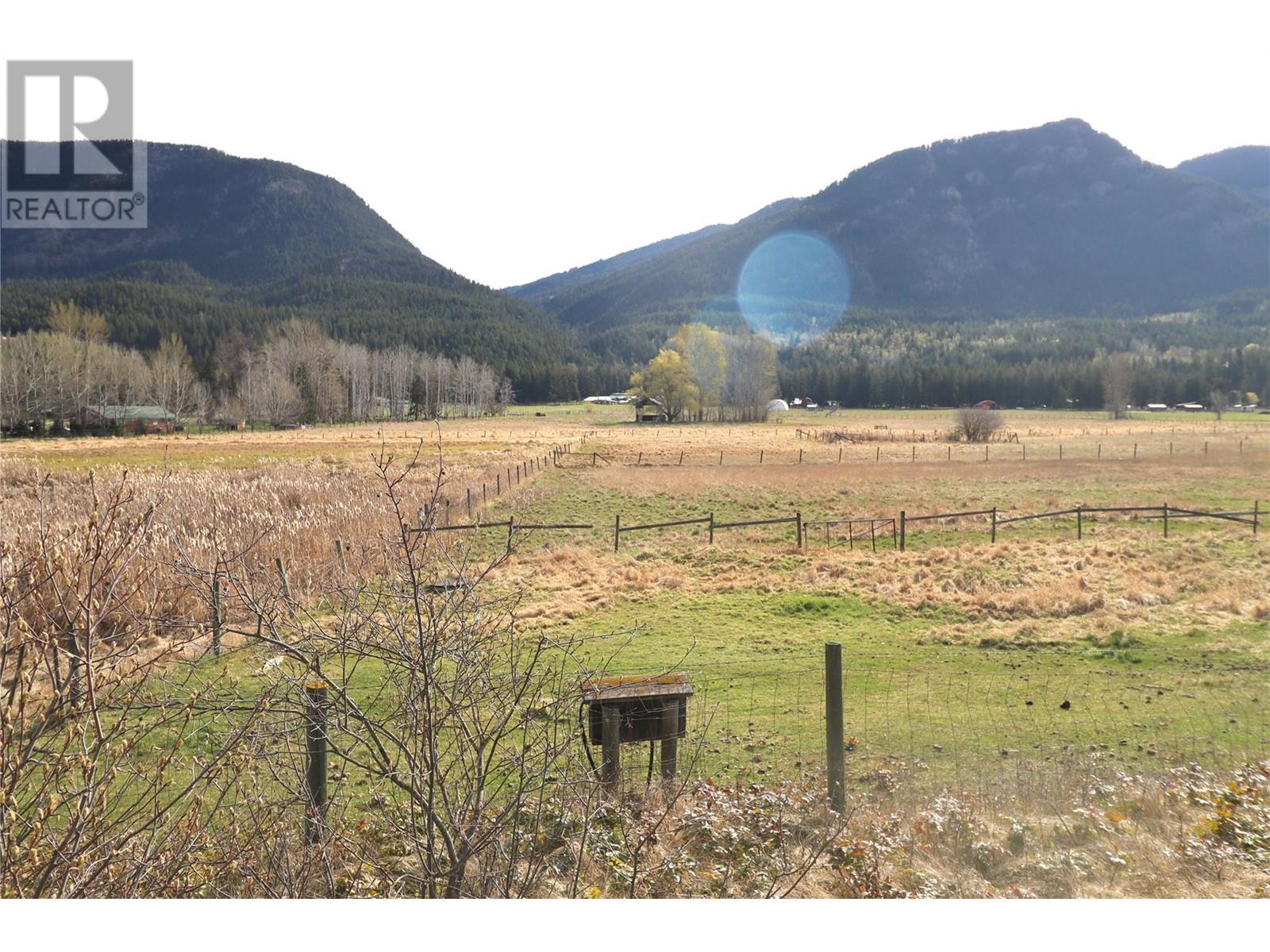 4119 Dixon Creek Road, Barriere, British Columbia  V0E 1E0 - Photo 6 - 10347457