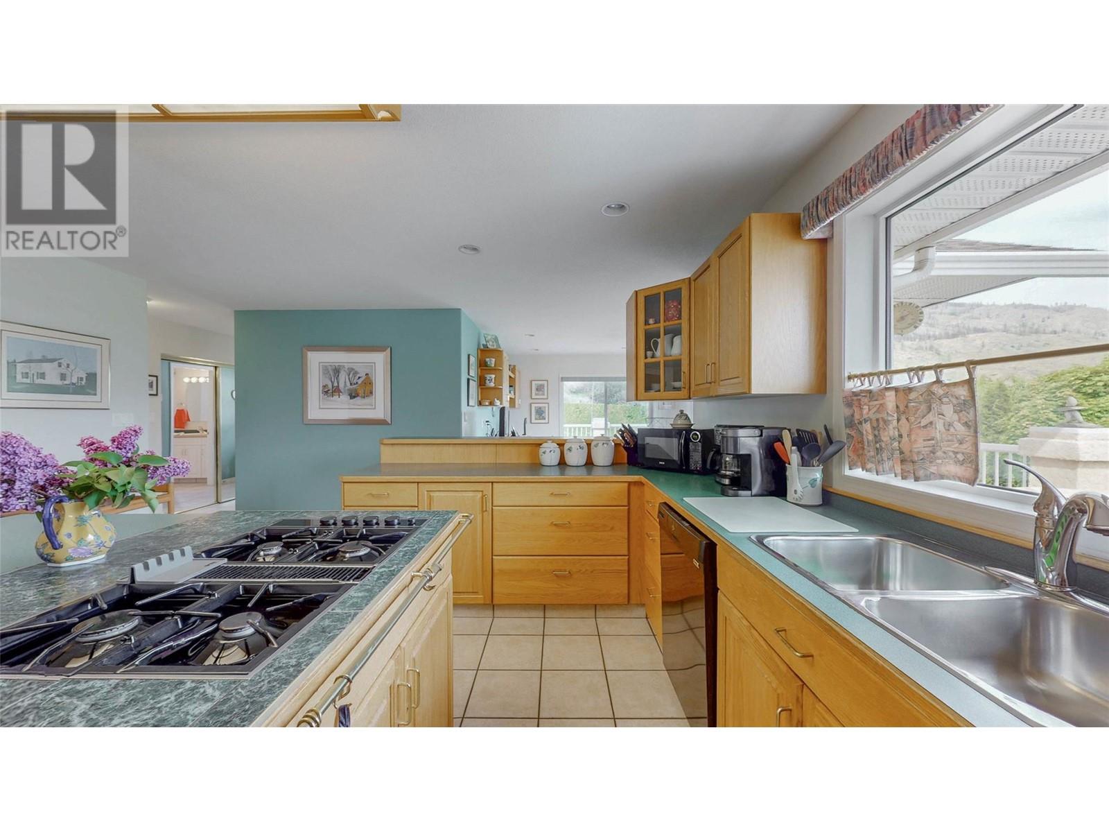 4210 Fairwinds Drive, Osoyoos, British Columbia  V0H 1V4 - Photo 12 - 10347486