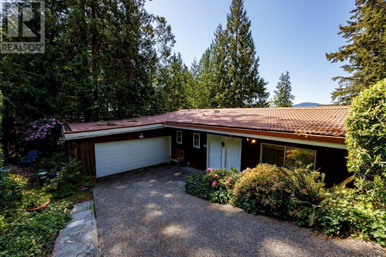 90 Oceanview Road, Lions Bay, British Columbia  V0N 2E0 - Photo 36 - R3001267