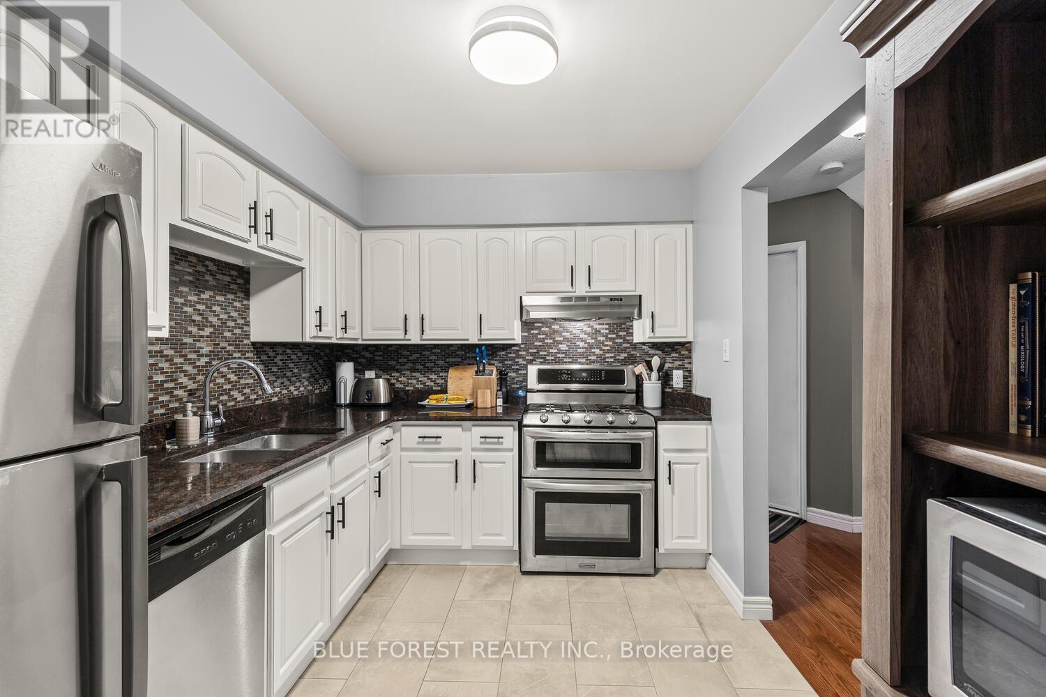 65 - 1199 Hamilton Road, London East, Ontario  N5W 5Z9 - Photo 12 - X12142346