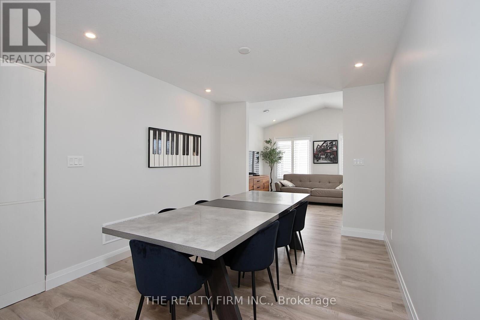 255 Lake Breeze Drive, Ashfield-Colborne-Wawanosh, Ontario  N7A 3Y3 - Photo 19 - X12142367